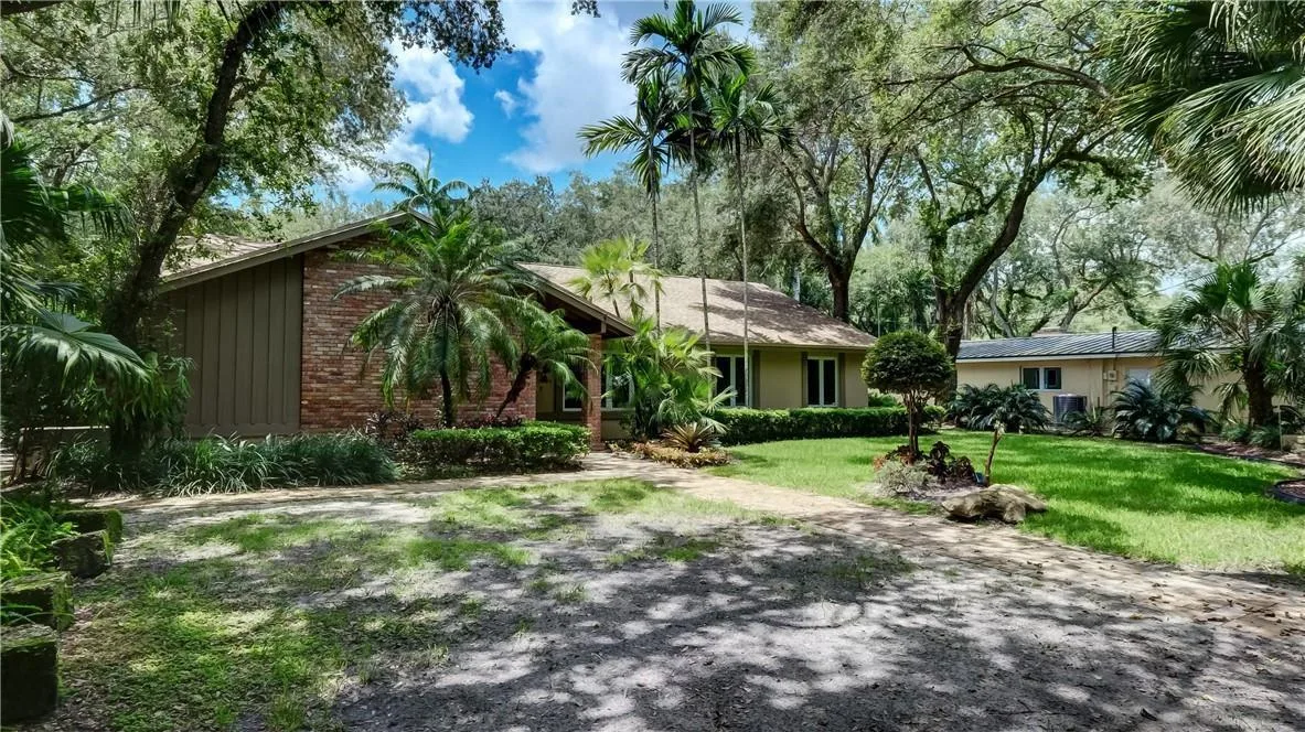 10890 SW 83rd Avenue, Miami, FL 33156 photo 2