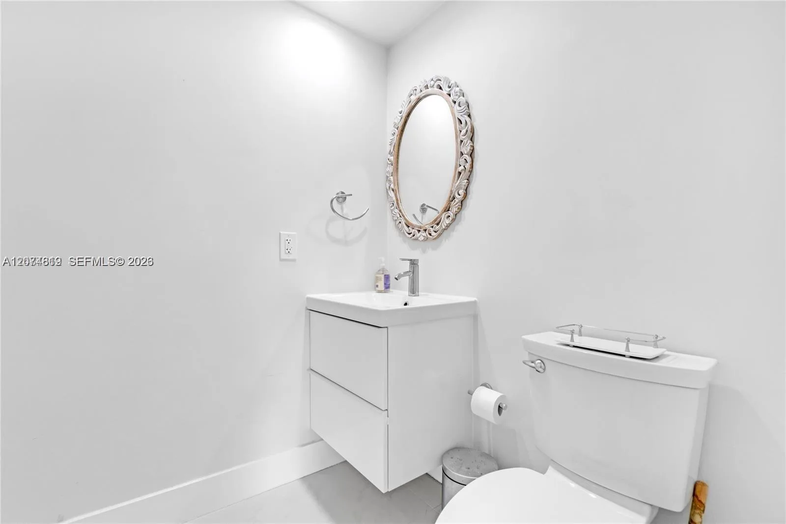 110 Salamanca Ave # 403, Coral Gables, FL 33134 photo 13