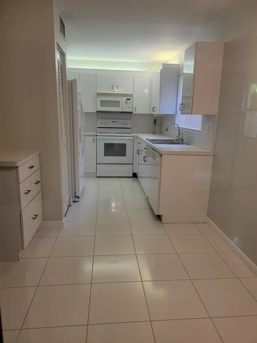 3345 Perimeter Drive # 1311, FL 33467 photo 6