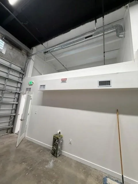 10601 NW 122nd St # 20, Medley, FL 33178 photo 3