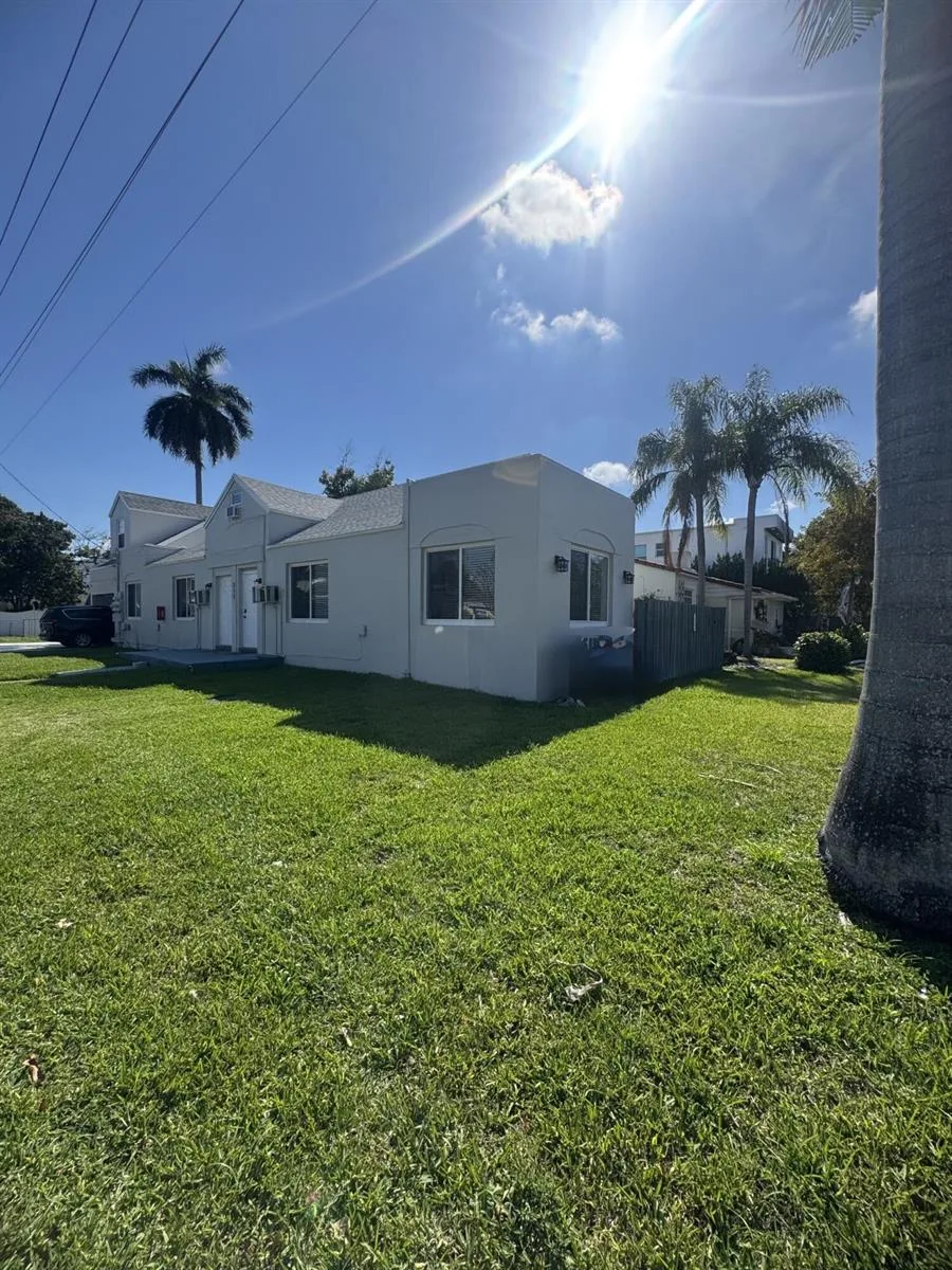 317 NE 13th Avenue # 2, Fort Lauderdale, FL 33301