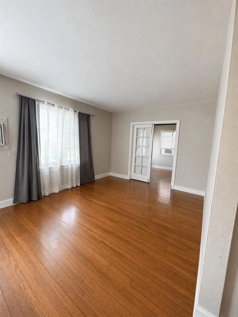 317 NE 13th Avenue # 2, Fort Lauderdale, FL 33301 photo 2