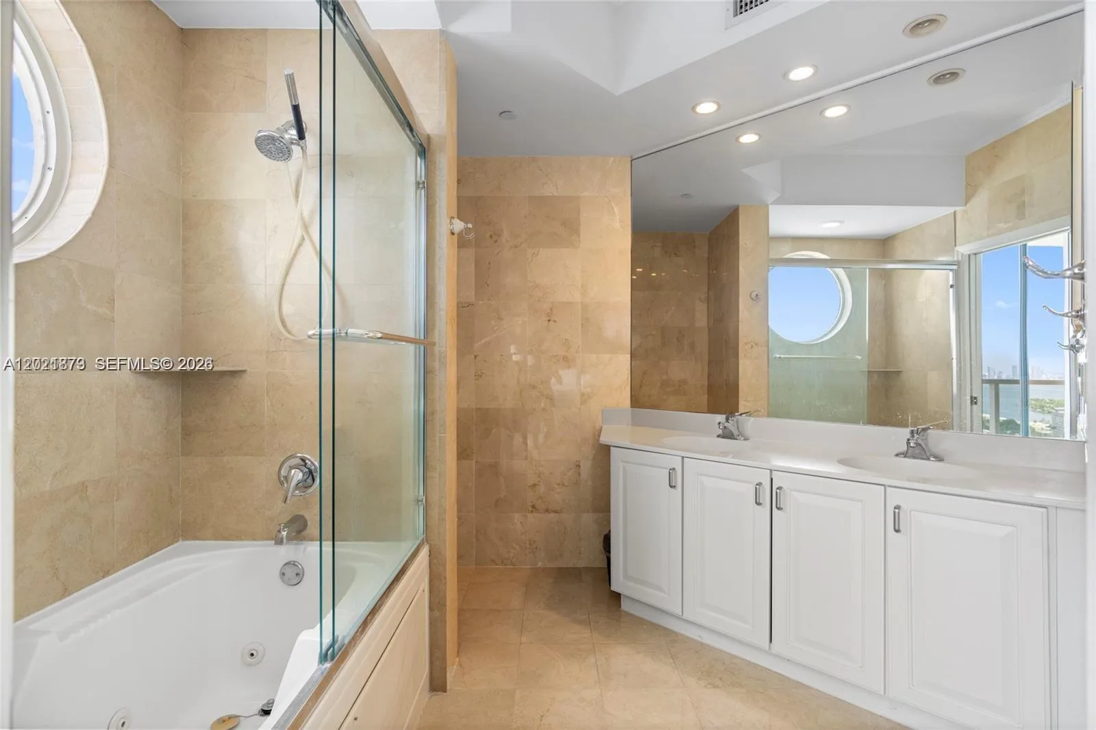 7330 Ocean Ter # PH-D, Miami Beach, FL 33141 photo 8
