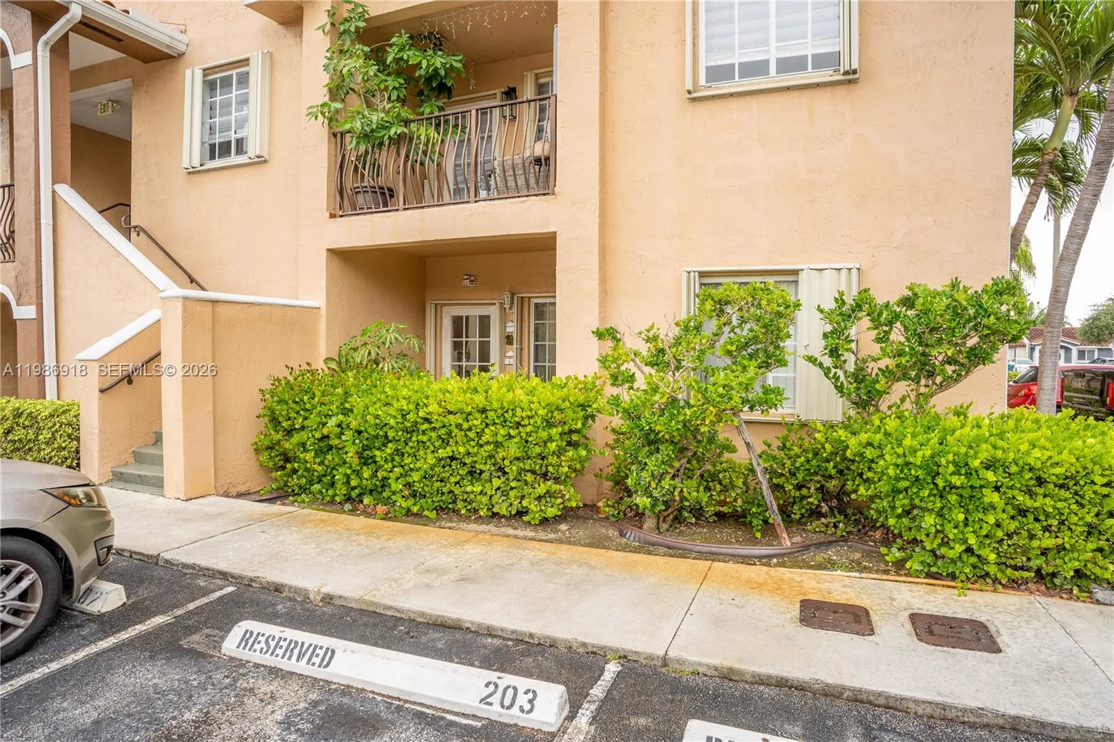 17425 NW 75th Pl # 101, Hialeah, FL 33015