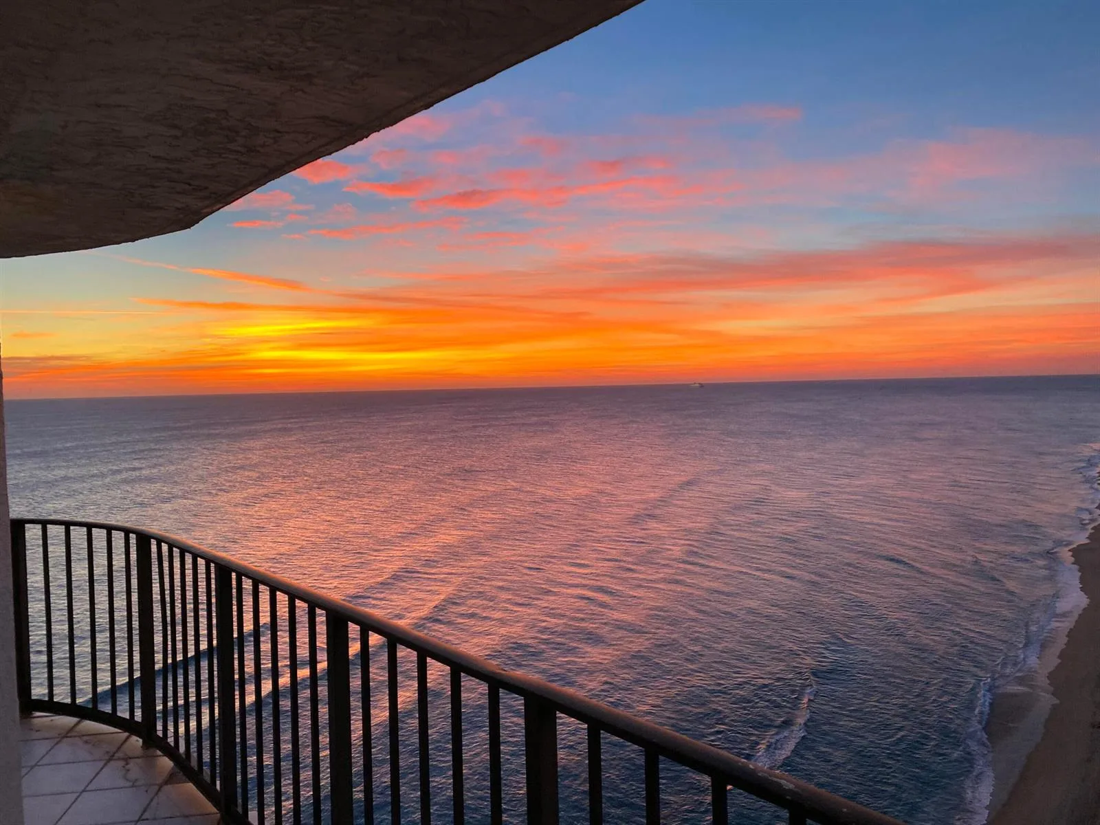 5420 N Ocean Drive # Ph2, Riviera Beach, FL 33404