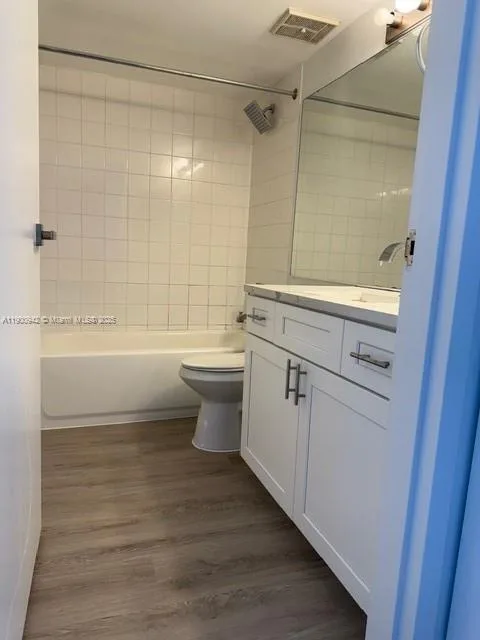7601 E Treasure Dr # PH112, North Bay Village, FL 33141 photo 9