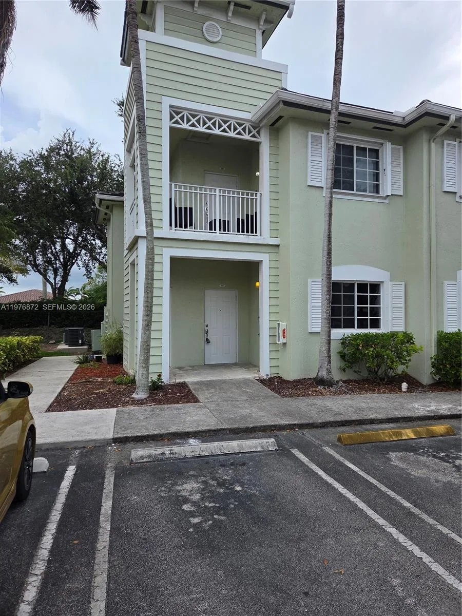 2630 NE 3rd Dr # 101, Homestead, FL 33033