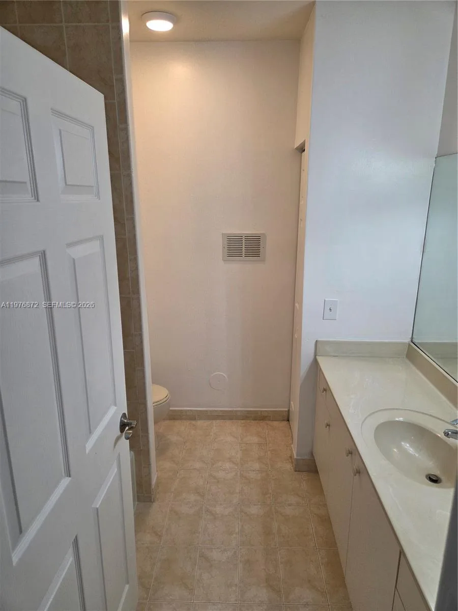 2630 NE 3rd Dr # 101, Homestead, FL 33033 photo 4