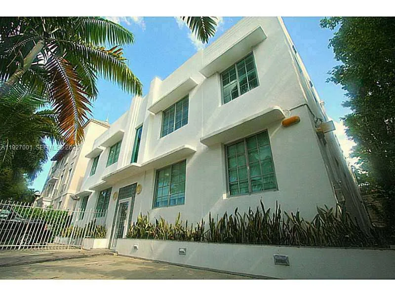 526 15 ST # 2, Miami Beach, FL 33139 photo 10