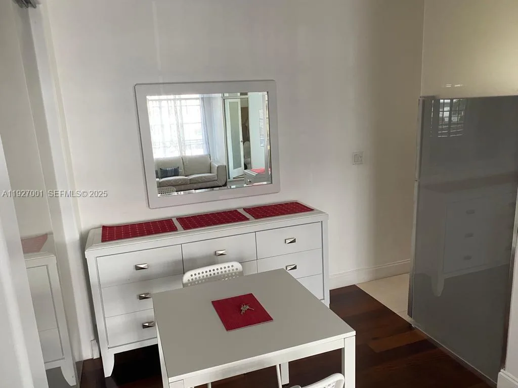 526 15 ST # 2, Miami Beach, FL 33139 photo 7
