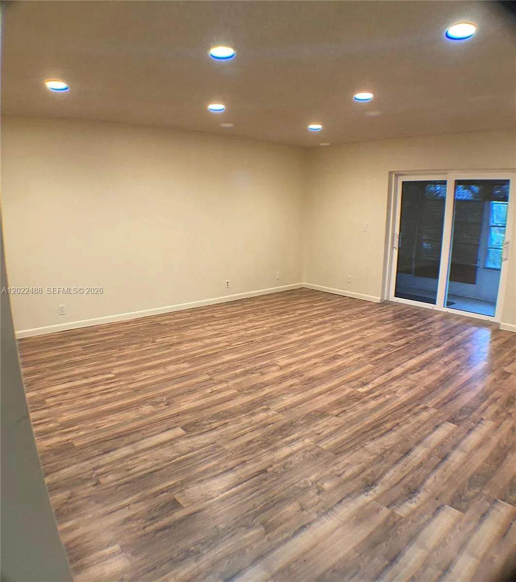 2061 NW 47th Ter # 302, Lauderhill, FL 33313