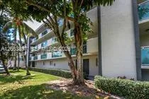8461 Springtree Dr # 107A, Sunrise, FL 33351 photo 2