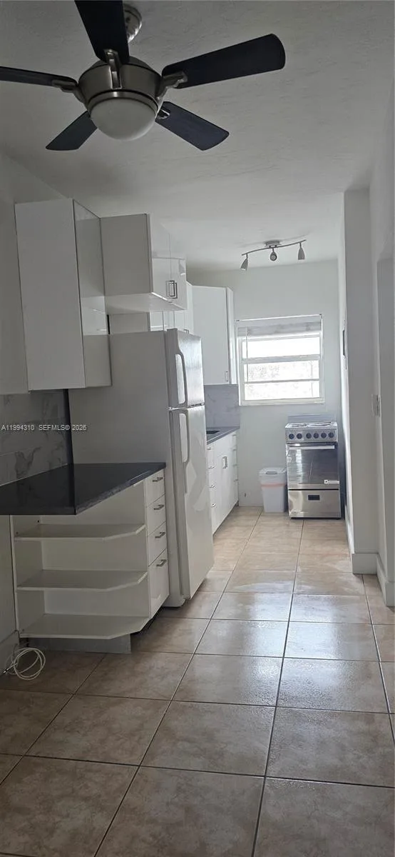 620 76th St # 11, Miami Beach, FL 33141