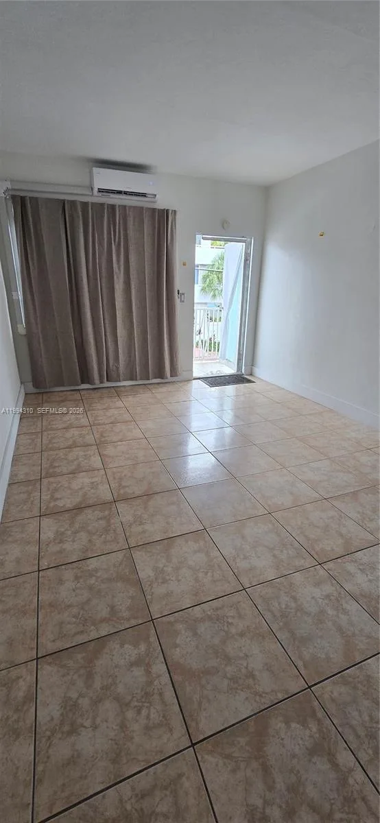 620 76th St # 11, Miami Beach, FL 33141 photo 5