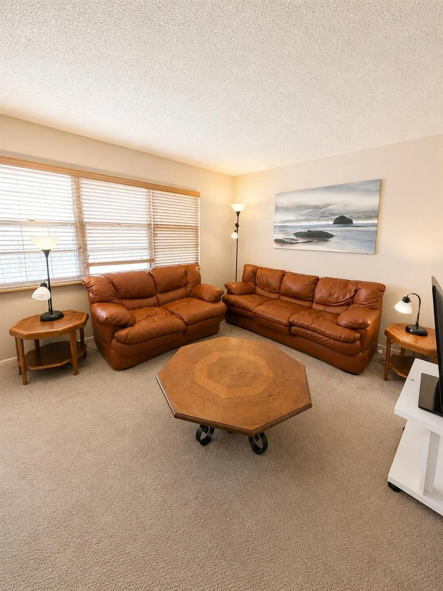 1901 Bermuda Circle # F2, Coconut Creek, FL 33066 photo 2