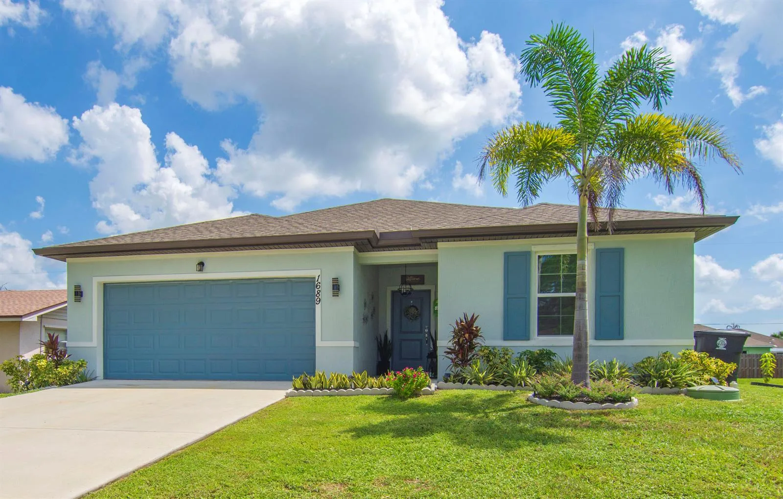 1689 SE CHELLO Lane, Port St. Lucie, FL 34983