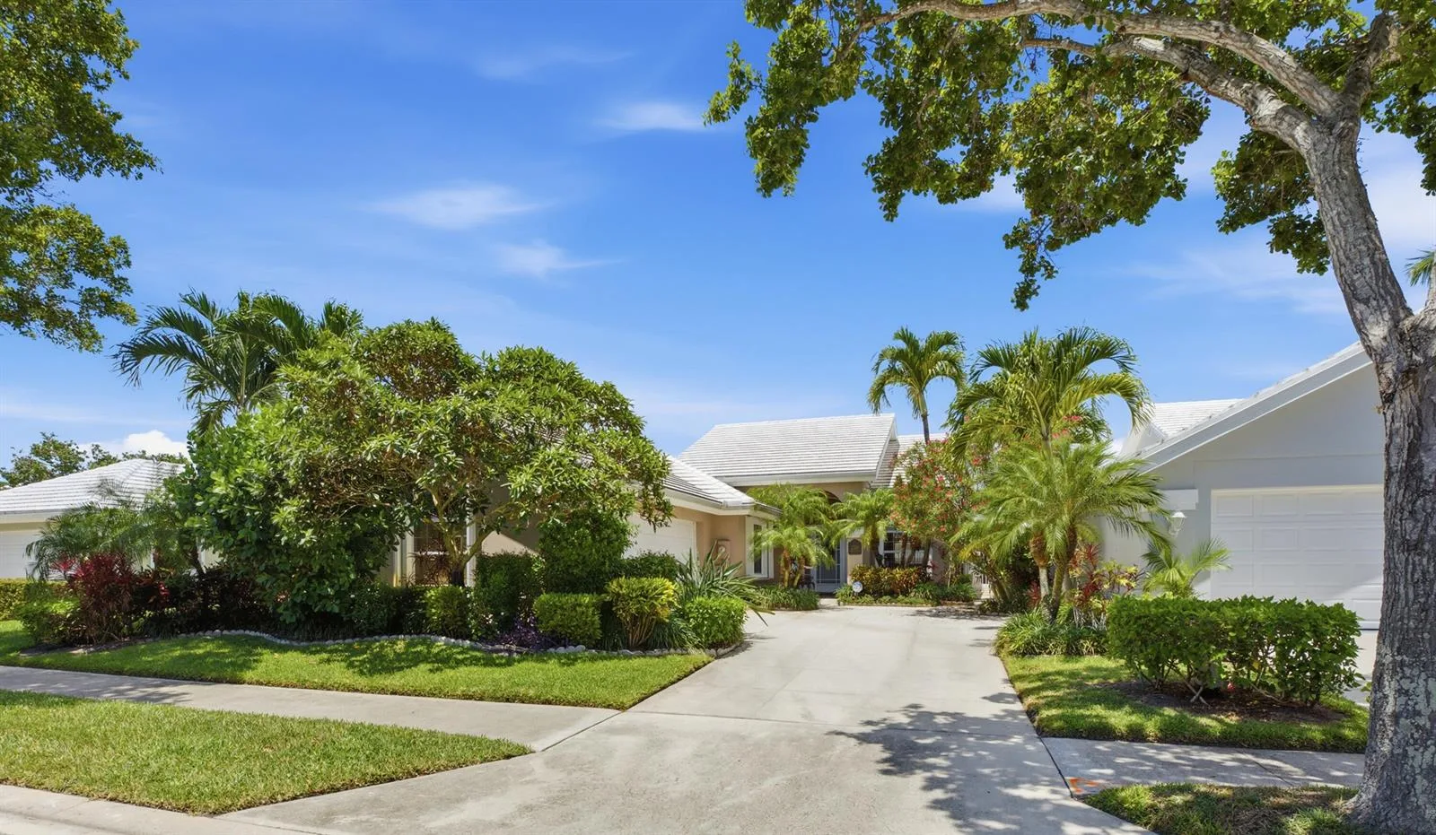2319 Saratoga Bay Drive, West Palm Beach, FL 33409