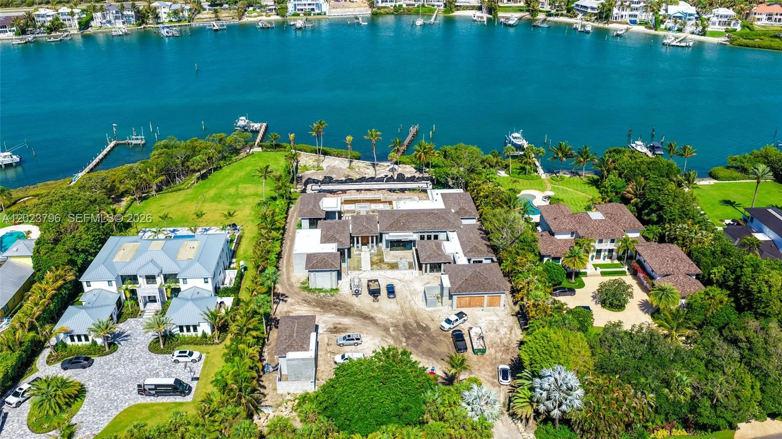 508 S Beach Rd, Jupiter Island, FL 33455