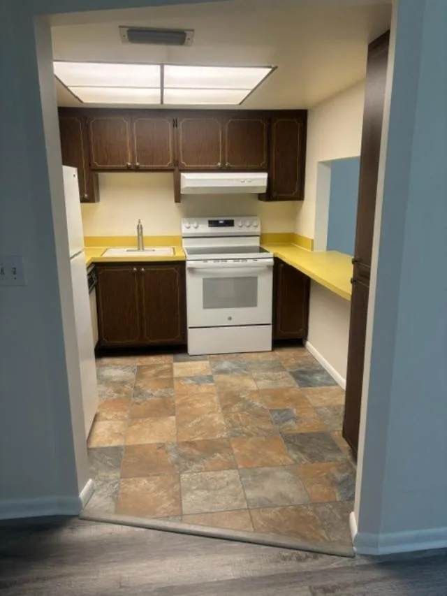 342 Southwind Drive # 223, North Palm Beach, FL 33408 photo 7