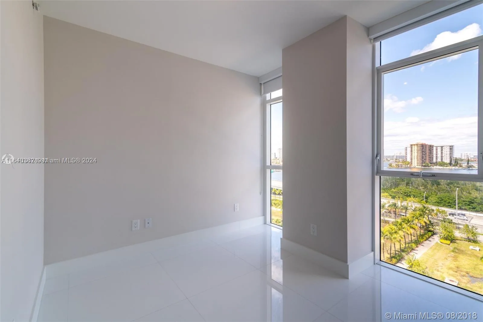 400 Sunny Isles Blvd # 1019, Sunny Isles Beach, FL 33160 photo 10