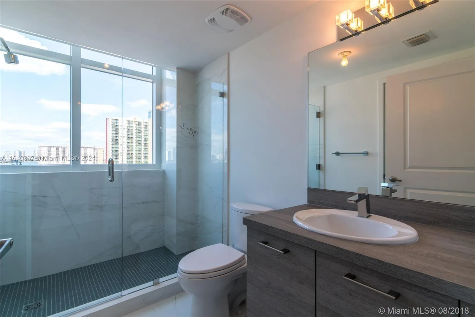 400 Sunny Isles Blvd # 1019, Sunny Isles Beach, FL 33160 photo 11