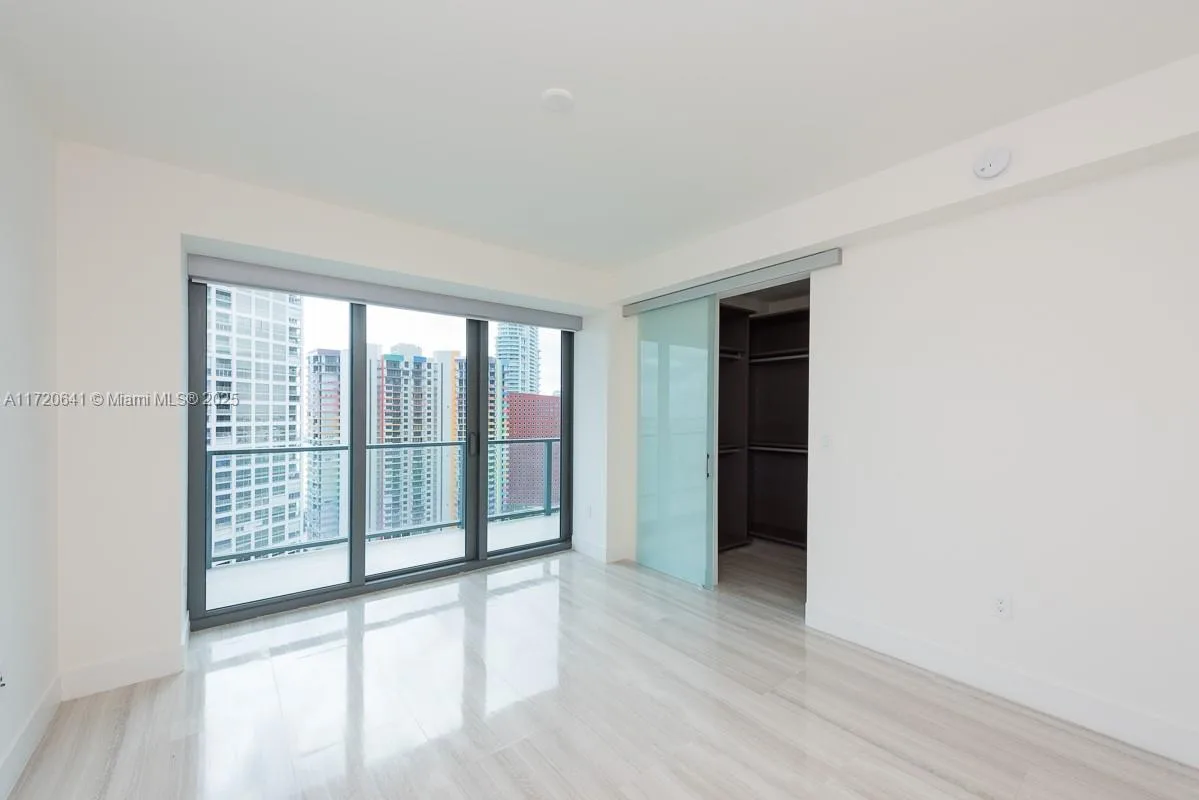 1451 Brickell Ave # 2103, Miami, FL 33131 photo 12