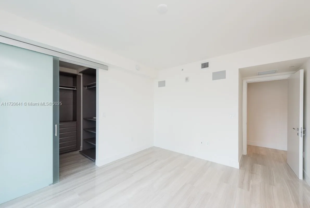 1451 Brickell Ave # 2103, Miami, FL 33131 photo 13