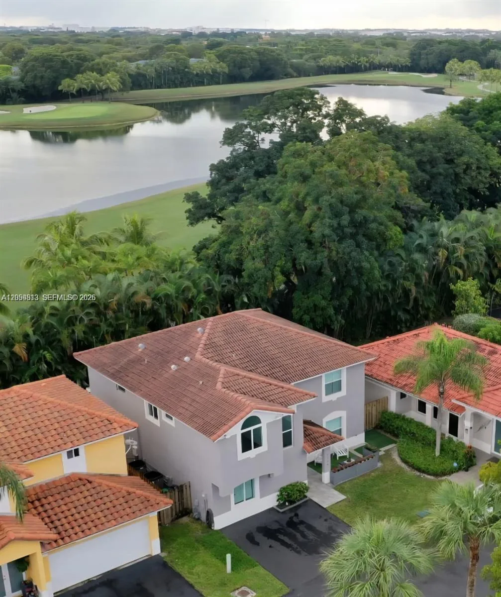 5754 NW 98th Ave, Doral, FL 33178 photo 2