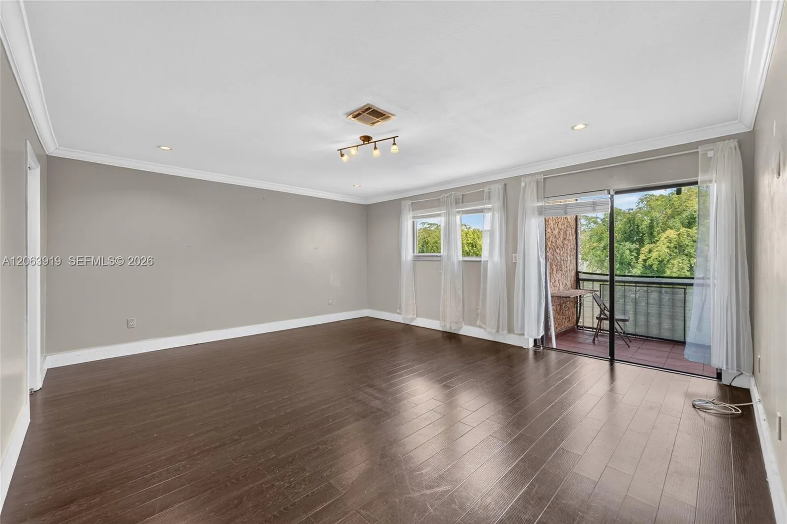 8401 SW 107th Ave # 316E, Miami, FL 33173 photo 10