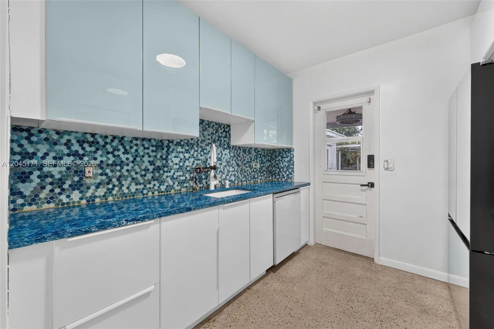 1805 N Dixie Hwy, Fort Lauderdale, FL 33305