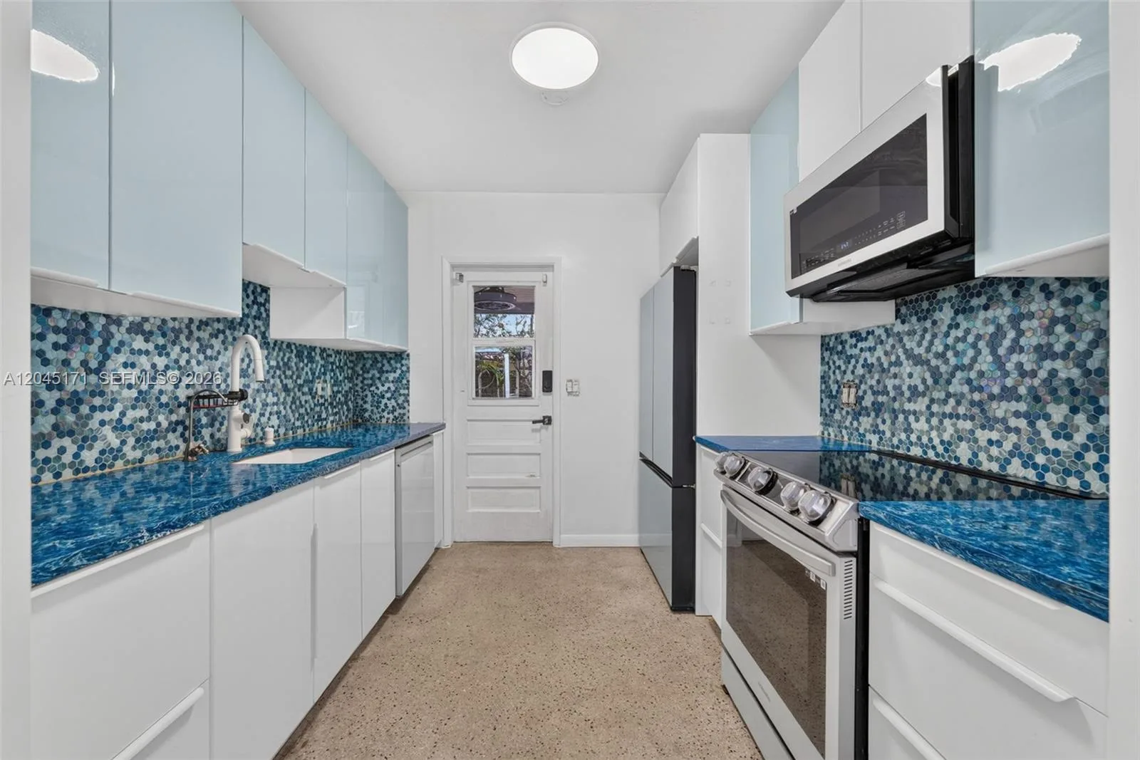 1805 N Dixie Hwy, Fort Lauderdale, FL 33305 photo 3