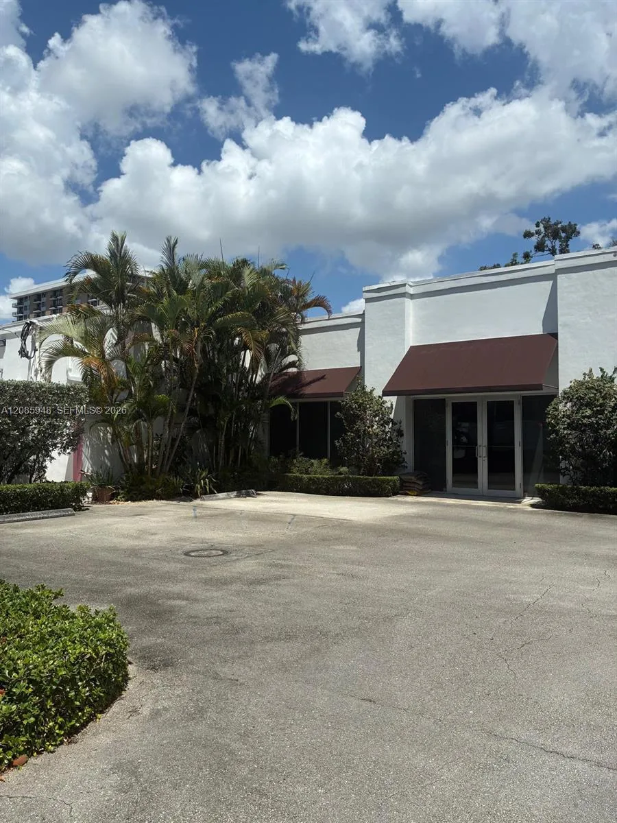 105, 111, 119 NE 21 Street, Miami, FL 33137