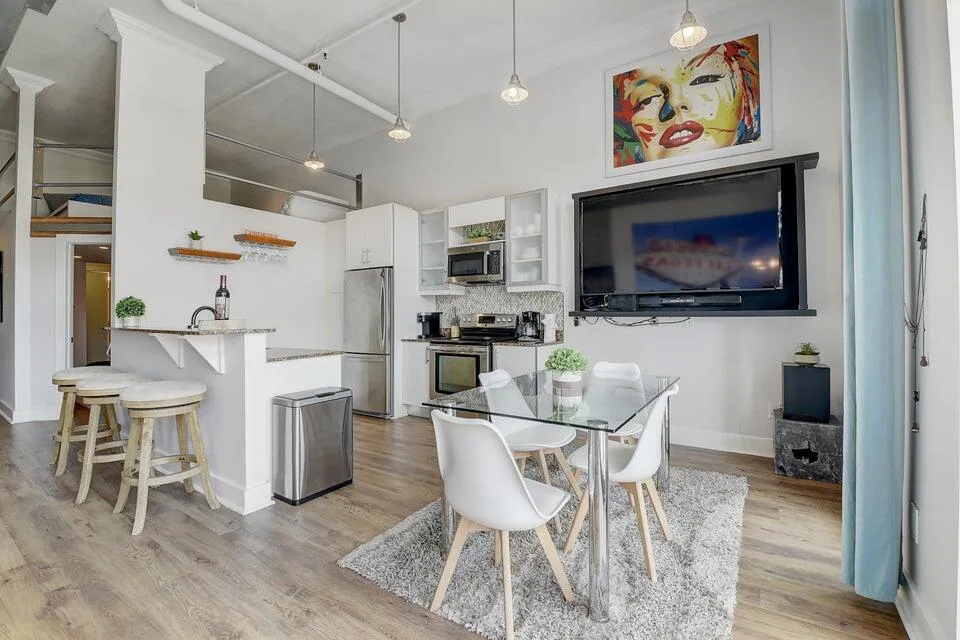 185 NE 4th Avenue # 210, Delray Beach, FL 33483