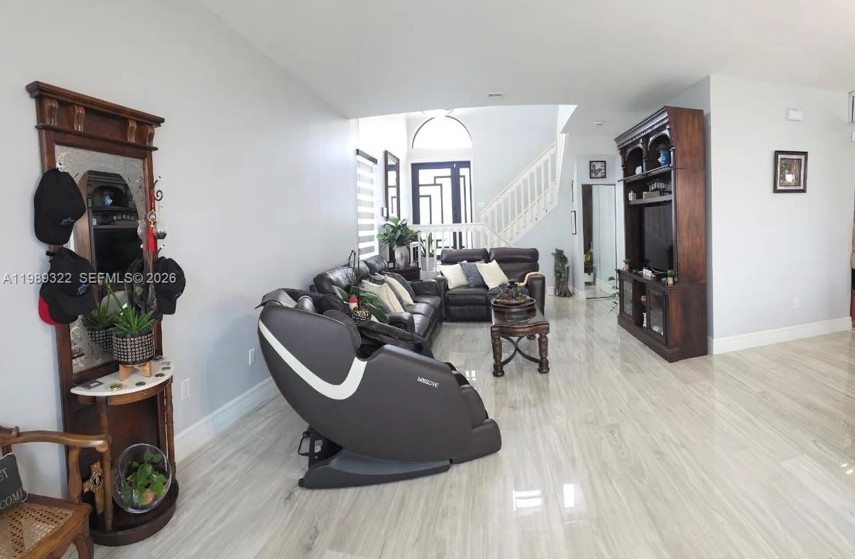680 NW 159th Ave, Pembroke Pines, FL 33028 photo 9