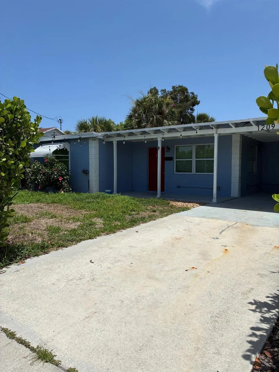 1209 W 34th Street, Riviera Beach, FL 33404