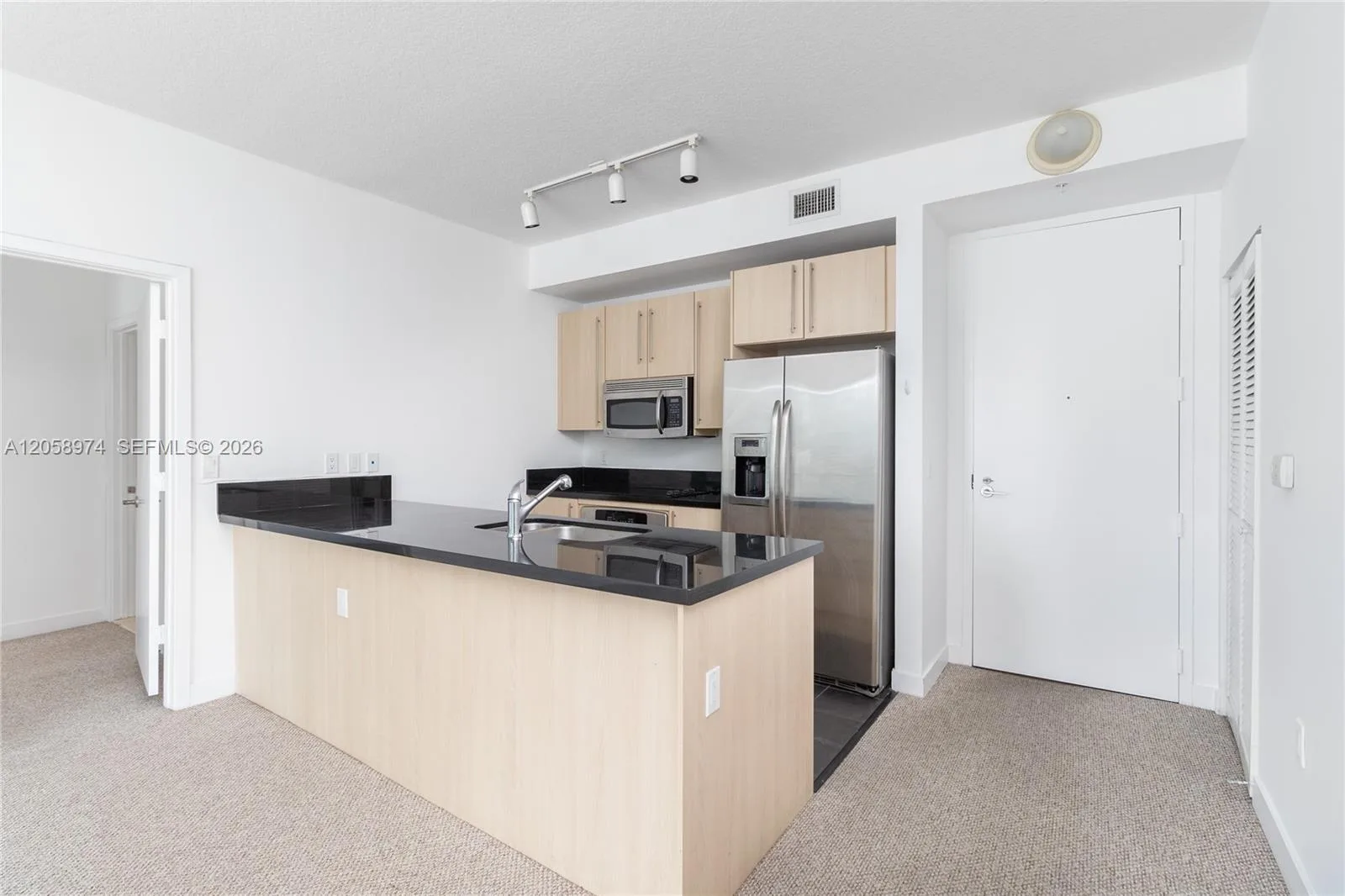 1111 SW 1st Ave # 2423-N, Miami, FL 33130 photo 3