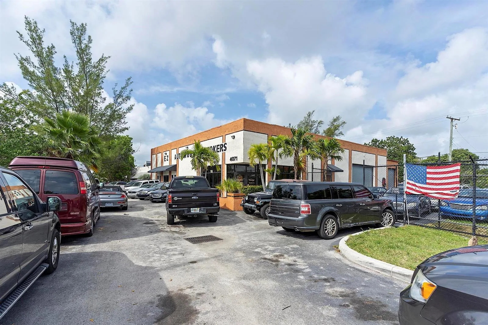 4071 N Dixie Highway, Deerfield Beach, FL 33064