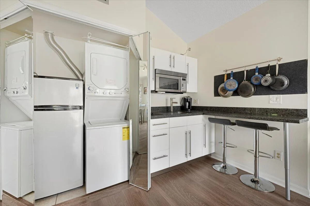 11863 Wimbledon Circle # 524, Wellington, FL 33414 photo 12