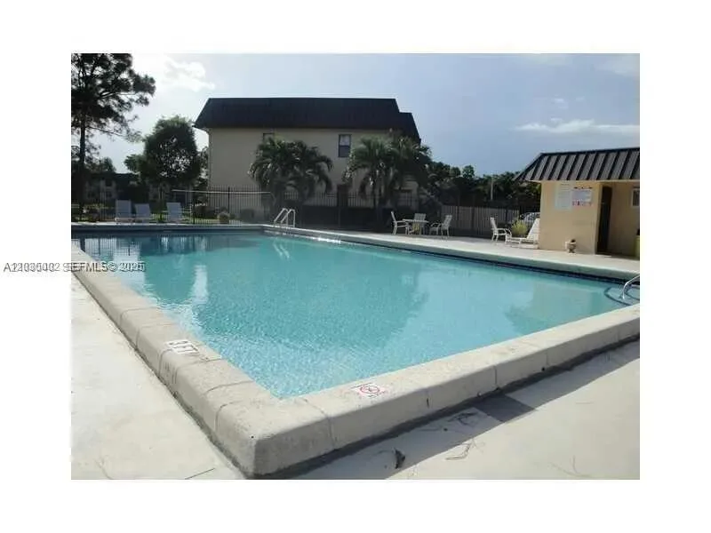 146 NW 91st Avenue, Pembroke Pines, FL 33024 — zdjęcie 4