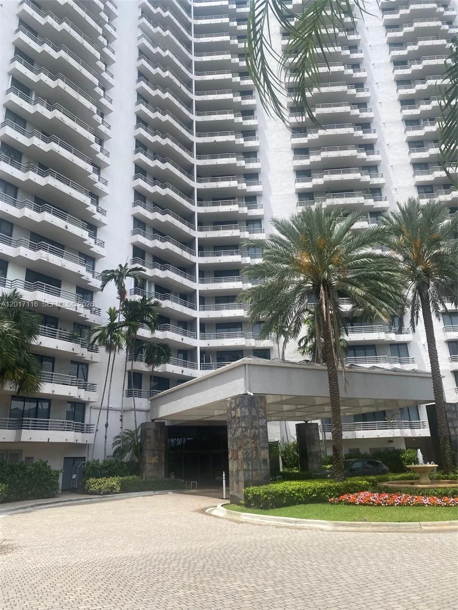 3300 NE 191st St # 1906, Aventura, FL 33180