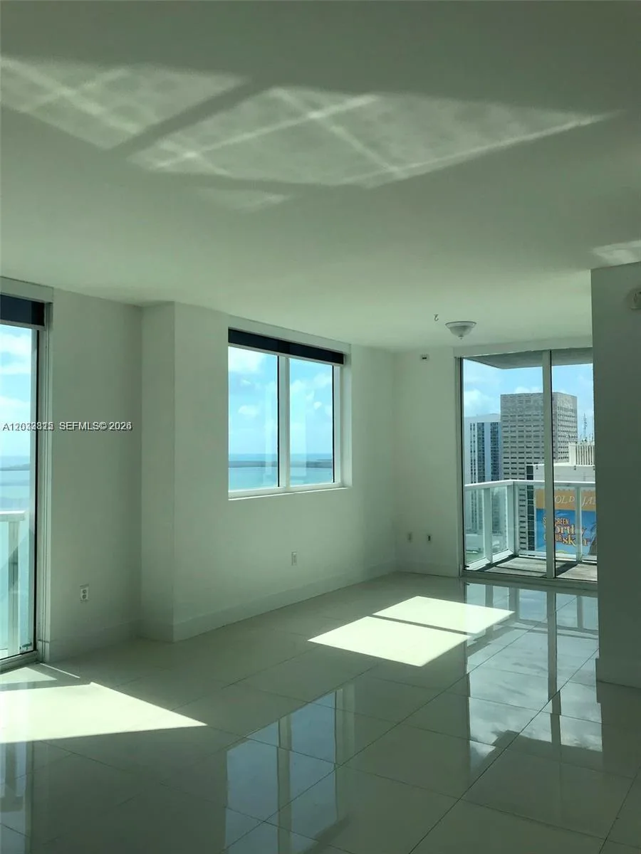 244 Biscayne Blvd # 2103, Miami, FL 33132