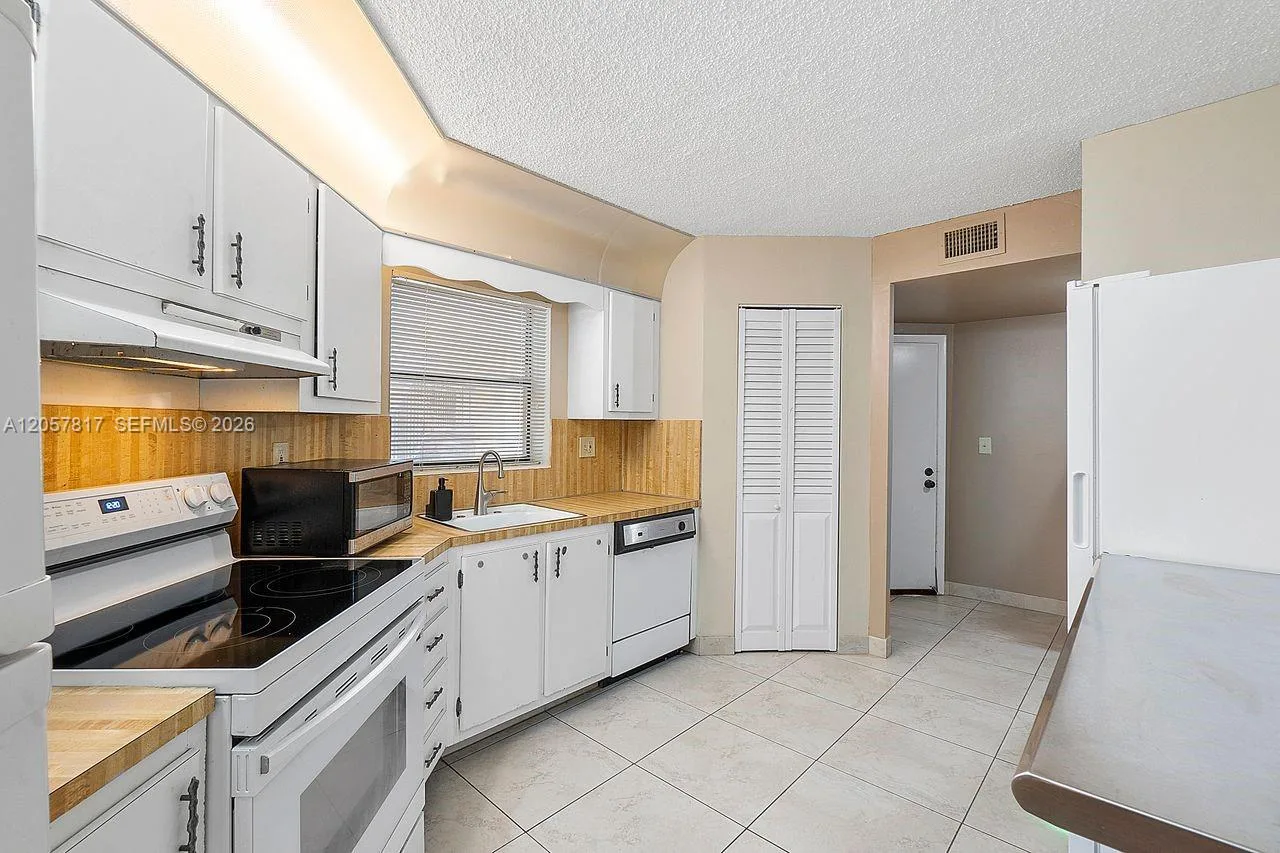 6655 W Broward Blvd # 200, Plantation, FL 33317 photo 8