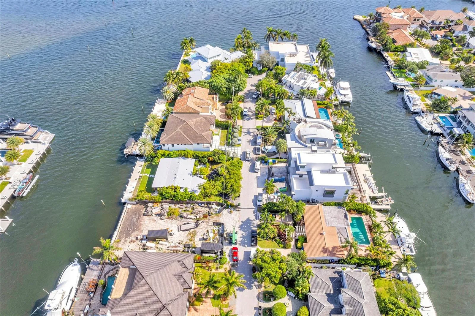 1725 SE 13TH Street, Fort Lauderdale, FL 33316 photo 10