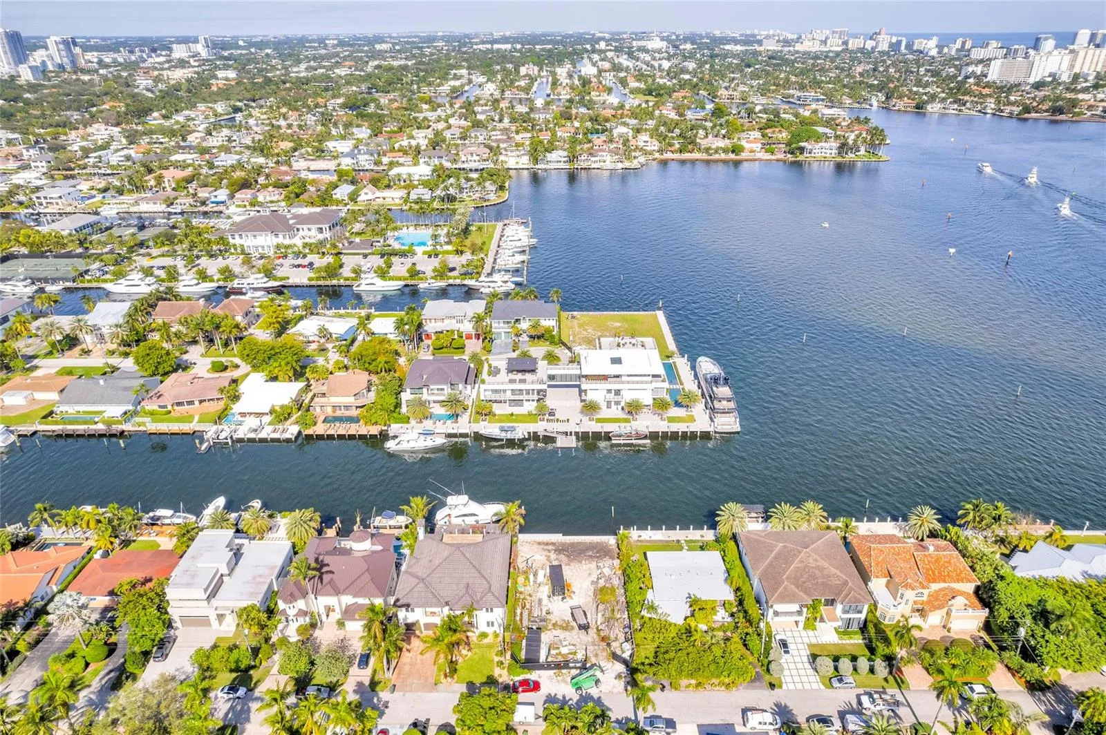 1725 SE 13TH Street, Fort Lauderdale, FL 33316 photo 11