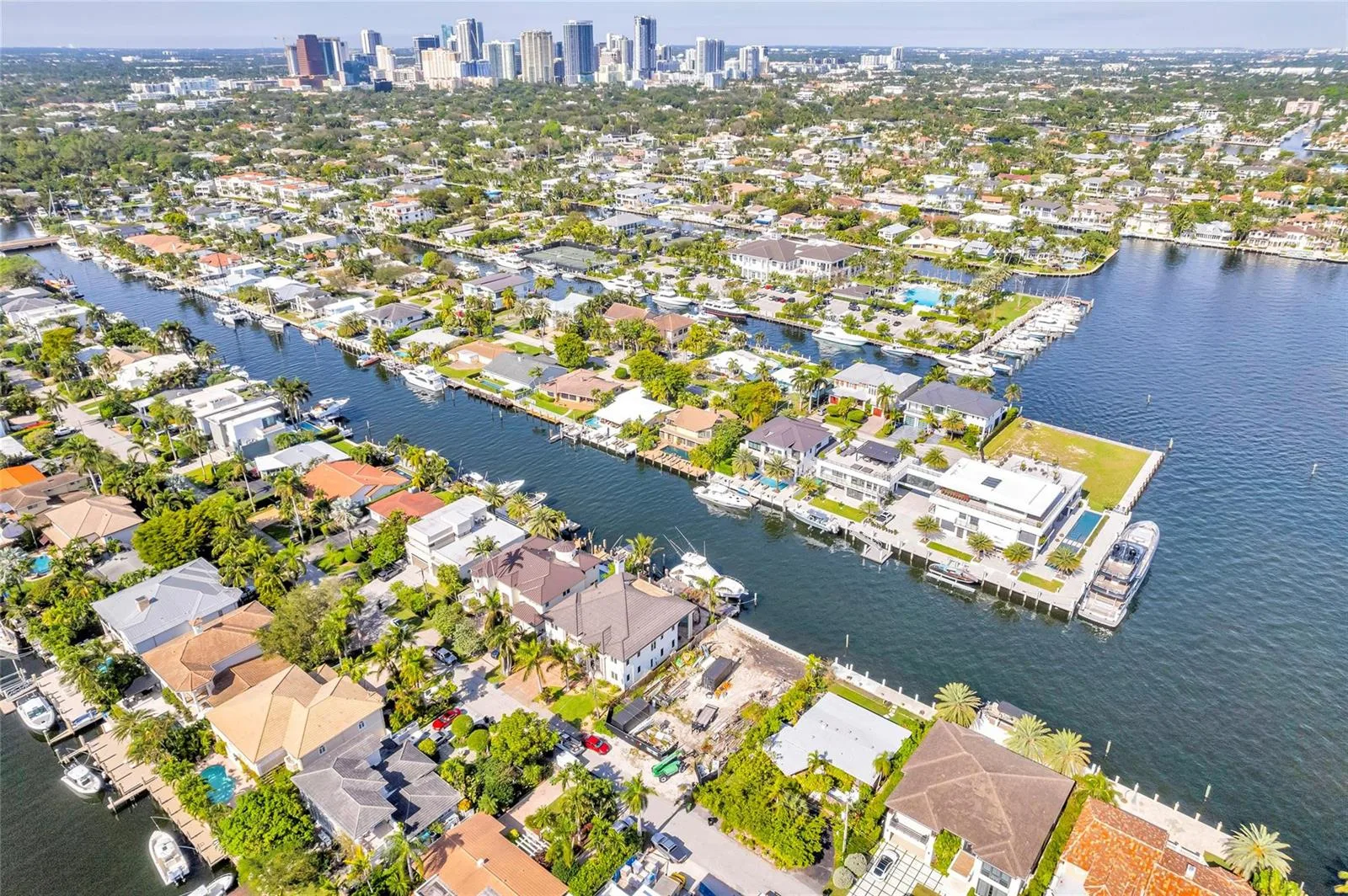 1725 SE 13TH Street, Fort Lauderdale, FL 33316 photo 7