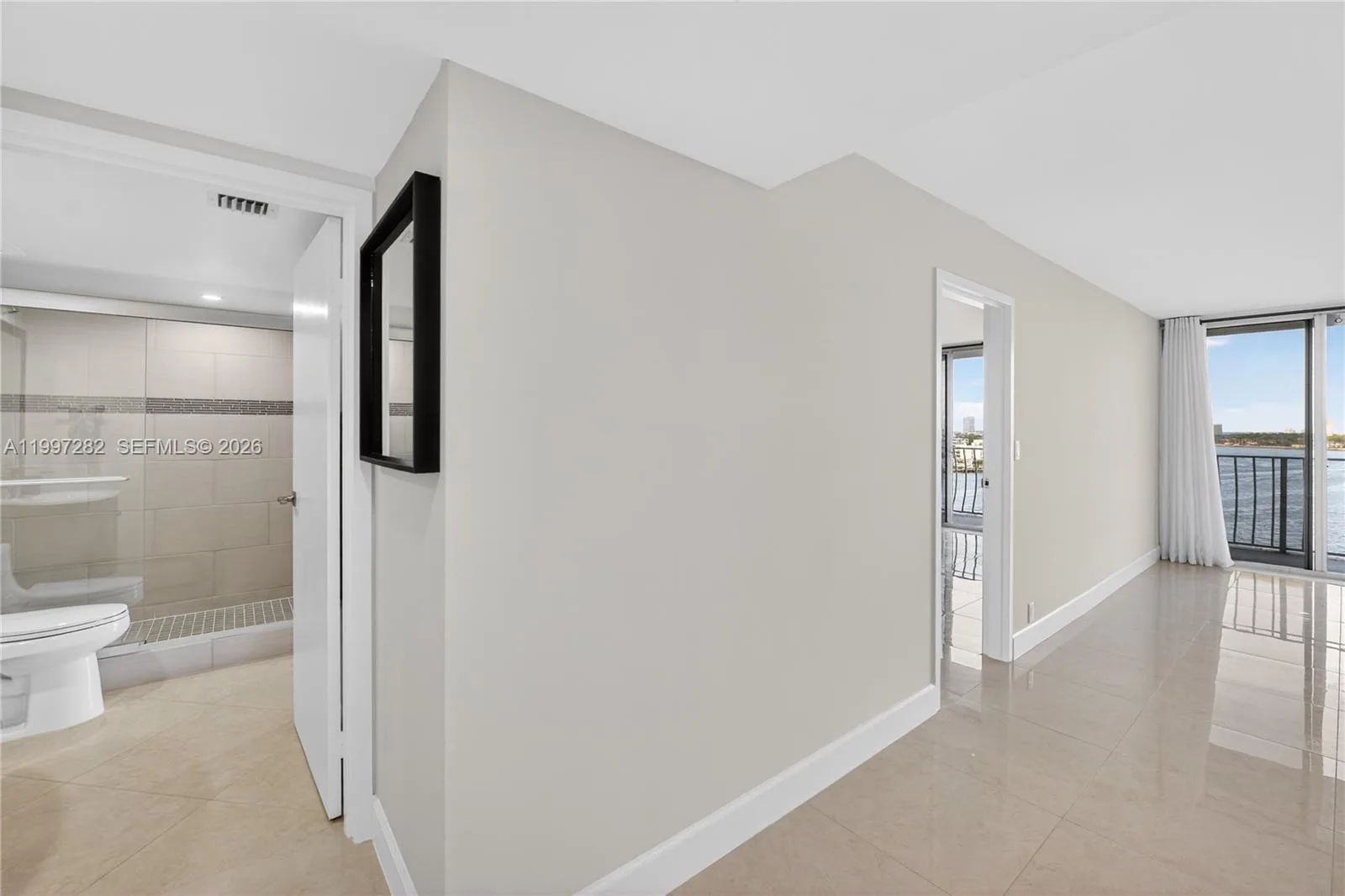7601 E Treasure Dr # 1119, North Bay Village, FL 33141 photo 9