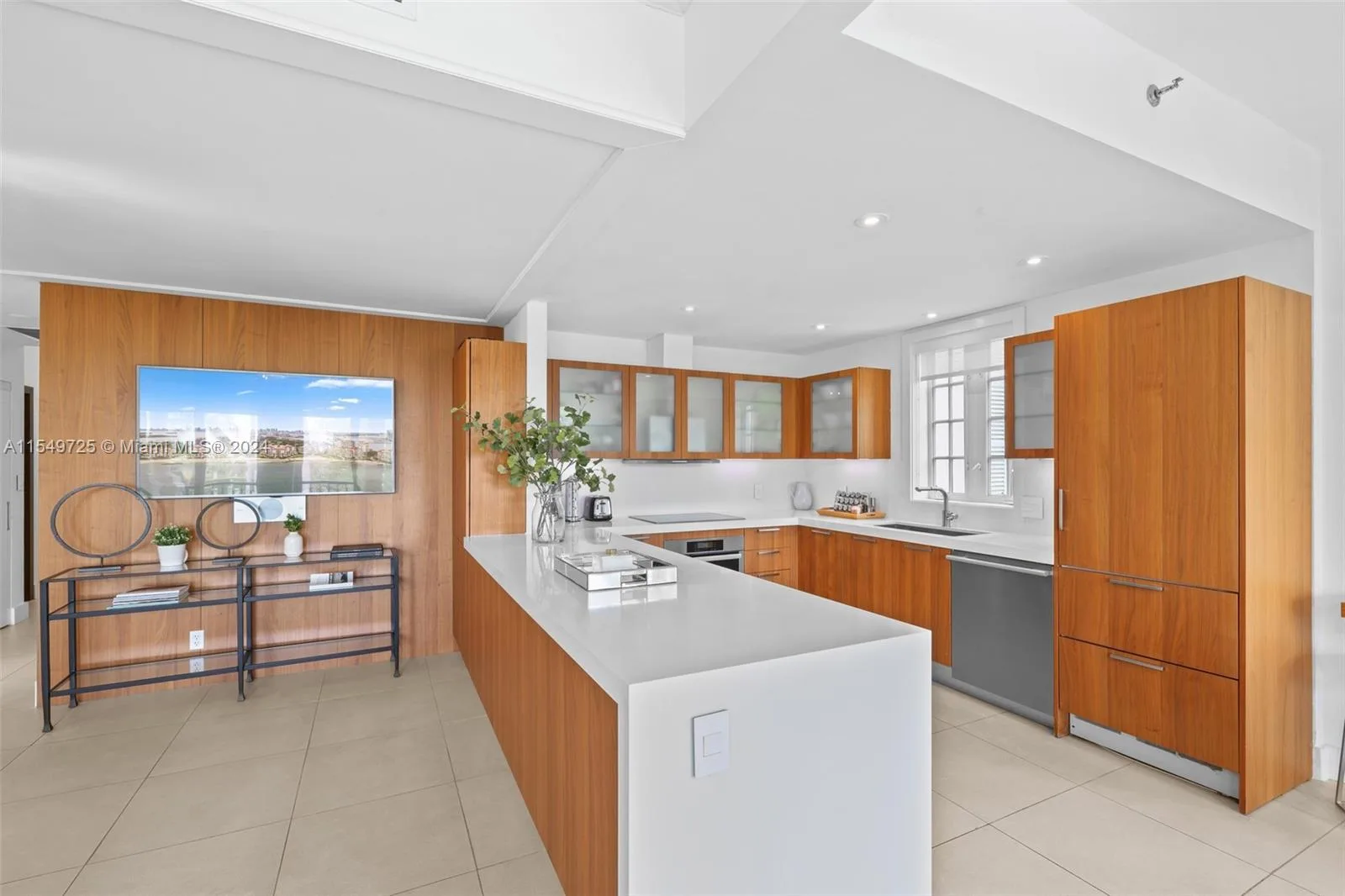 19127 Fisher Island Dr # 19127, Miami Beach, FL 33109 photo 12