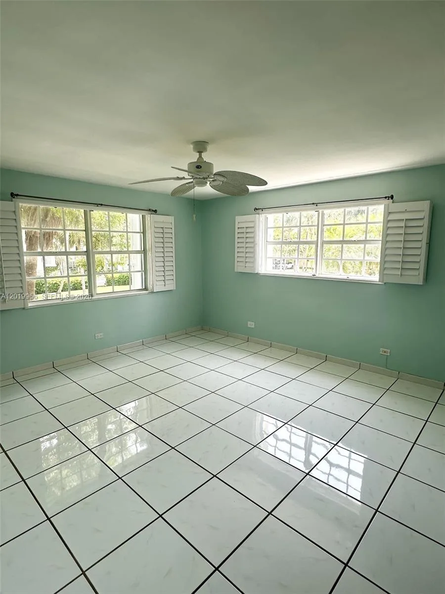 300 Galen Dr # 206, Key Biscayne, FL 33149 photo 9