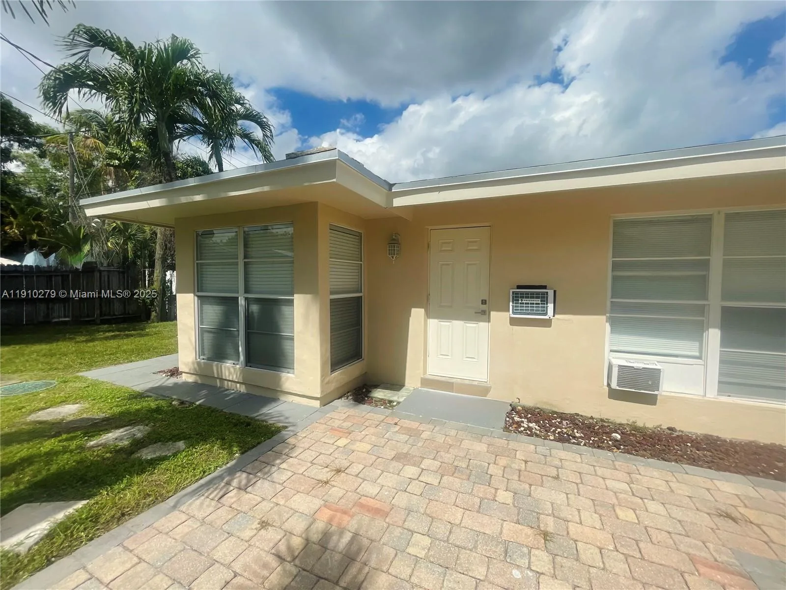 1505 NE 15th Ave # 4, Fort Lauderdale, FL 33304 photo 6