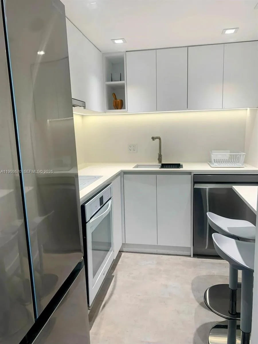 900 Bay Dr # 818, Miami Beach, FL 33141 photo 8